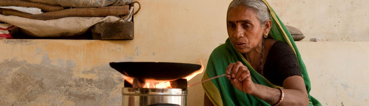 Clean cooking stove