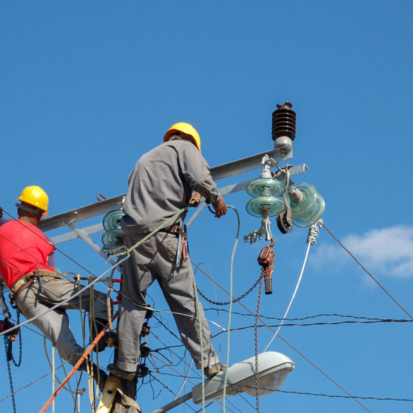 Mission 300 Connects
                50 Million to Power